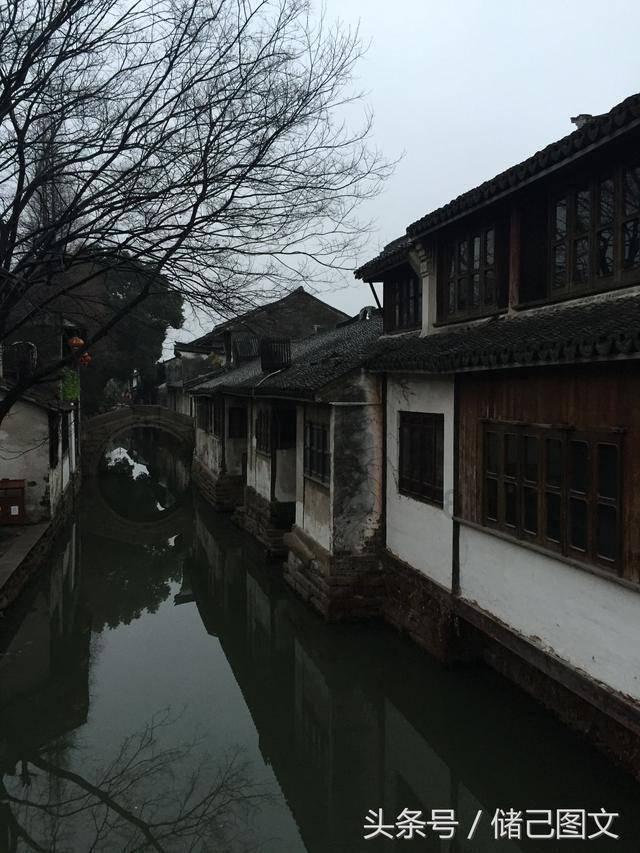 清理脏乱的宫殿